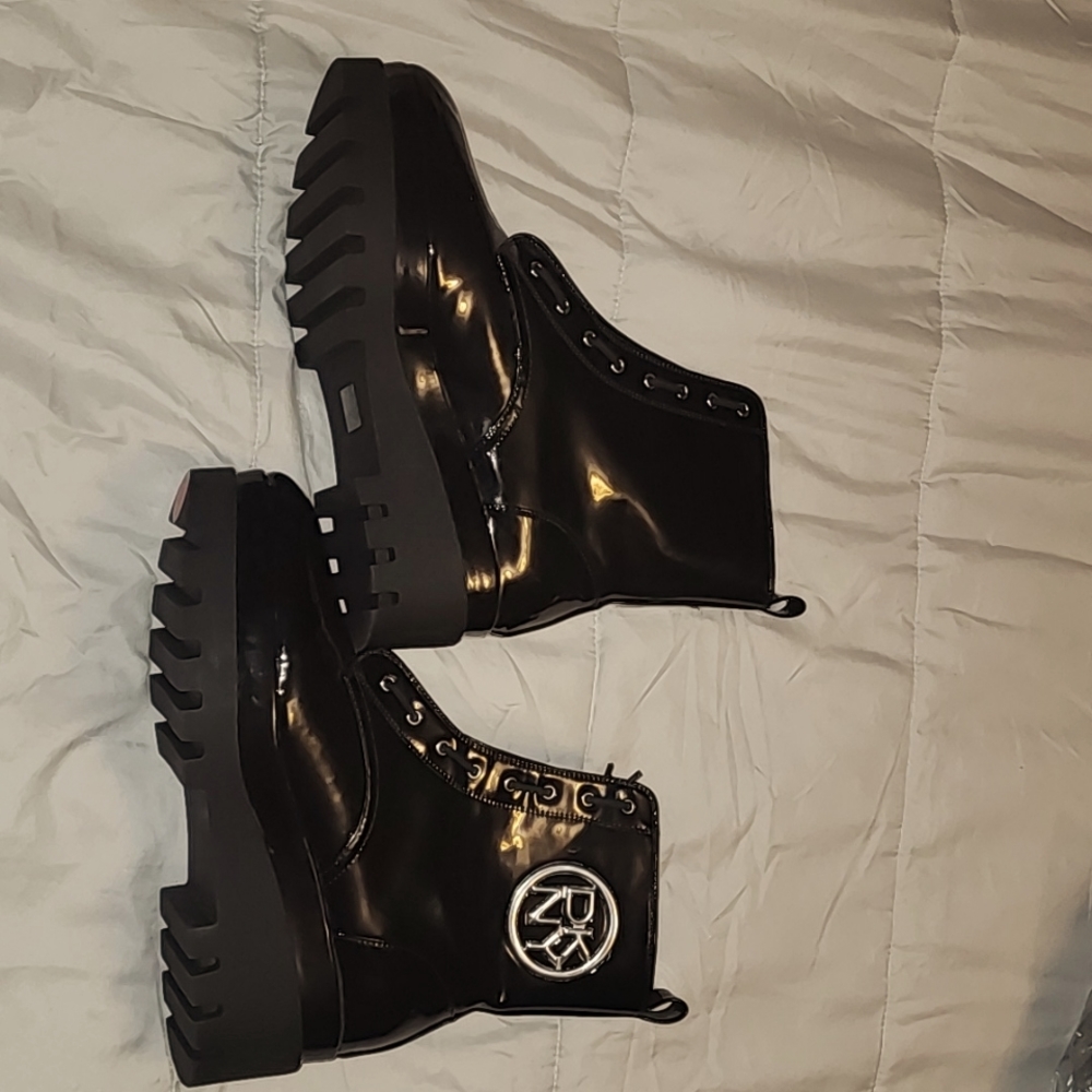 DKNY boots